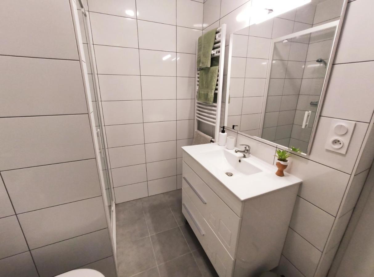 Le Repere - Focalimmo Apartment Foix Exterior photo